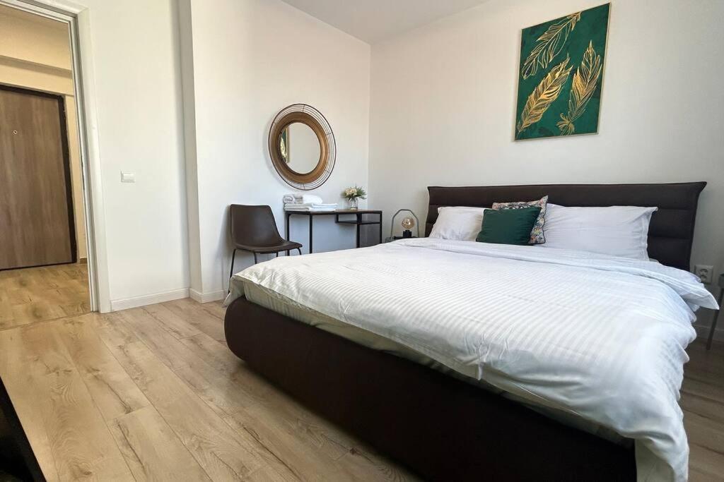 Abc Apartments - 42 Bukares Bagian luar foto